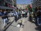 Palestinci protestují proti americkému prezidentovi Donaldu Trumpovi a...