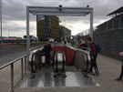 Nové eskalátory na stanici metra Nádraí Veleslavín na lince A. (10.4.2018)