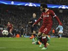 SALAH VYROVNÁVÁ. Liverpoolský Mohamed Salah dává v odvet tvrtfinále Ligy...