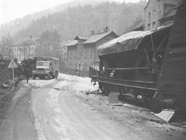Nehoda před zastávkou Loket Předměstí. (70. léta 20. století)