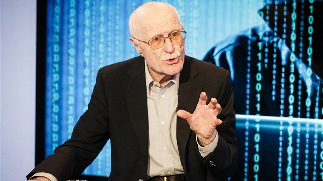 Proslul� �eskoslovensk� dvojit� �pion Karel K�cher v diskusn�m po�adu iDNES.cz Rozst�el.