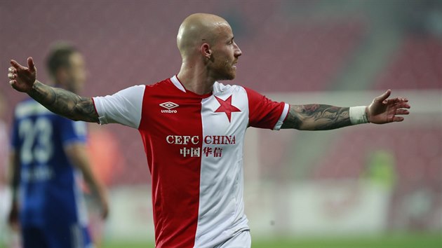 Slvistick zlonk Miroslav Stoch v pohrovm duelu s Mladou Boleslav.