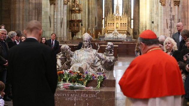 Slavnostní odhalení sousoší sv. Vojtěcha v katedrále sv. Víta. (19. dubna 2018)