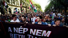 Nkolik tisíc Maar protestovalo v Budapeti proti výsledku parlamentních...
