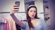 Nebojte se pi nákupu dlat selfie. Leckdy odhalí více ne zrcadla. Fotku...