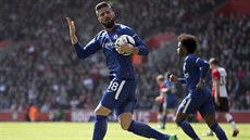 Oliver Giroud z Chelsea v zápase se Southamptonem.