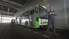 Hranaté trolejbusy 14 Tr, který vozily cestující v Plzni 38 let, vera vyjely...