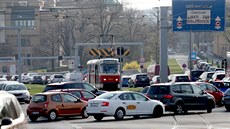 Kolony v Praze bhem doasného uzavení tunelu Blanka (11. dubna 2018)