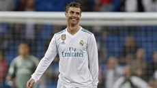 Cristiano Ronaldo z Realu Madrid se usmívá po vstřelení vyrovnávací branky v...