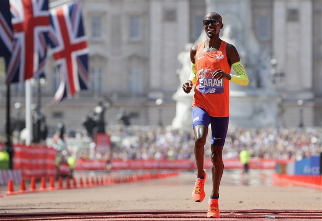 Farah se po třech letech vrátí na maratonskou trať, poběží v Londýně