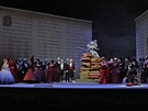Scéna z inscenace Massenetovy Popelky v newyorské Metropolitní opeře