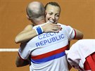 Petra Kvitová, kapitán Petr Pála a jejich radost po zápase.