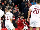 Liverpoolský Mohamed Salah stílí svj první gól v semifinále Ligy mistr proti...