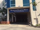 Nemocnice Memorial West nedaleko Miami na Floridě, v místní kuchyni se o jídlo...