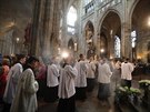 V katedr�le sv. V�ta ukl�dali rakev s ostatky kardin�la Josefa Berana do nov�...