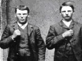 Nejméně zvučnou pověst měl gang sourozeneckého dua Jesseho (vlevo) a Franka...