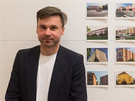 Tomáš Džadoň na výstavě Bydliště panelové sídliště