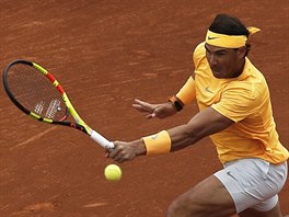 panlsk tenista Rafael Nadal v souboji s ekem Tsitsipasem.