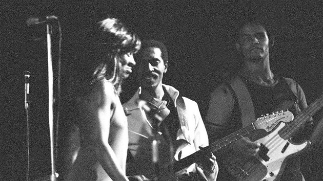 Tina Turner s manželem Ikem na pódiu