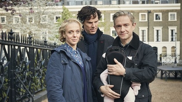 Amanda Abbingtonov, Martin Freeman a Benedict Cumberbatch v serilu Sherlock (2017)