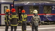 Na nádraí v Salcburku se srazily vlaky, zranily se desítky lidí (20.4.2018)