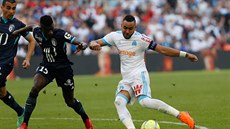 Dimitri Payet (Marseille) se sna�í protla�it ke st�ele.