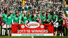 Fotbalisté Celtiku Glasgow získali sedmý skotský titul v �ad�.