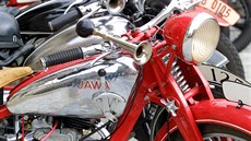 První motocykl s motorem vlastní konstrukce Jawa 350 SV se vyrábl od roku 1934.