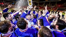 Brittí hokejisté se radují z postupu do elitní skupiny MS.