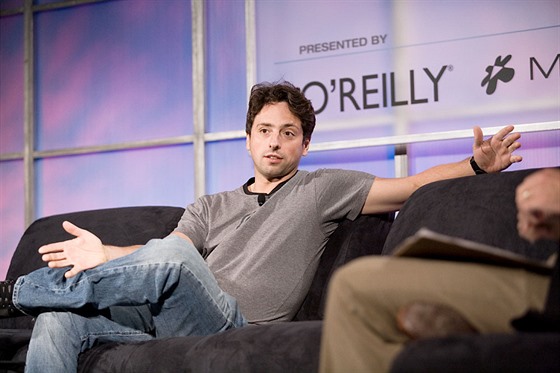 Sergey Brin uvauje nad píinami rozmachu výkonných procesor.