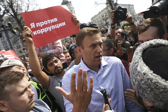 Odpůrci prezidenta Vladimíra Putina demonstrovali v Moskvě. Byl mezi nimi i...