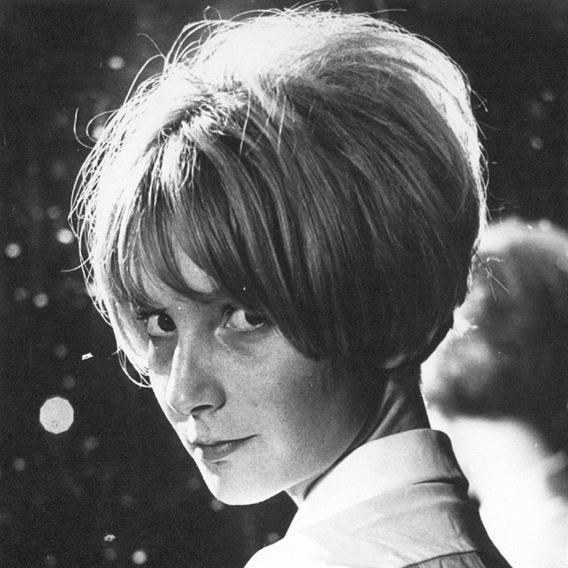 Portrét herečky Daniely Kolářové ze 70. let 20. století.