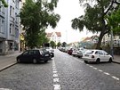 Ulice Dejvická, Praha (víkend).