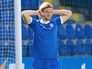 Útoník Slovanu Liberec Matj Pulkrab se drí za hlavu.
