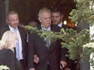 Prezident Miloš Zeman odchází ze slavnostní  recepce, kterou uspořádala...
