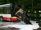 Hasi�i na star� d�lnici u �eb�t�na uhasili brn�nsk� linkov� autobus, kter�mu...