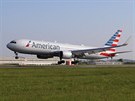 Letadlo spolenosti American Airlines (14. kvtna 2019)