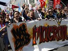 V Paíi protestovalo proti prezidentu Macronovi a 40 tisíc lidí. (5. kvtna...