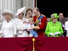 Britská královská rodina na oslavách Trooping the Colour (11. ervna 2016)