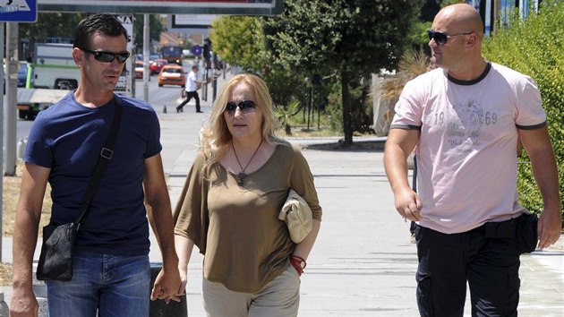 Olivera Lakićová se svým mužem na snímku z července 2012