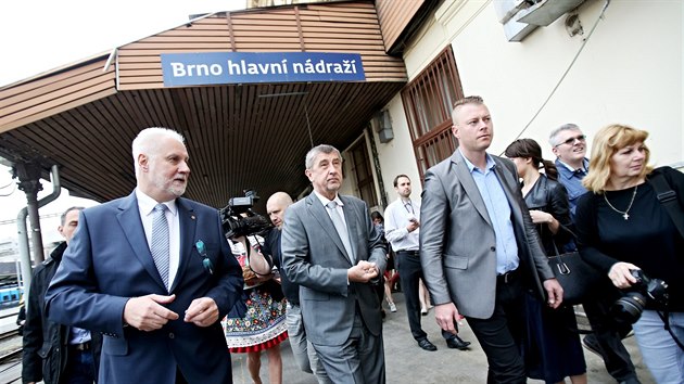 Premiér Andrej Babiš dorazil spolu s dalšími členy vlády v demisi do Brna. Řešil zde mimo jiné budoucnost nádraží.