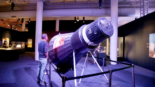 Největší světová výstava o vesmíru Cosmos Discovery od začátku května láká do pavilonu C na brněnském výstavišti.