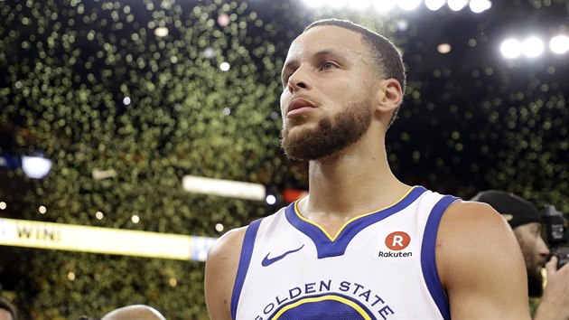 Stephen Curry z Golden State me vzhlet ke svtlm ztkm.