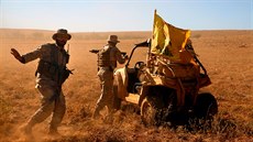 Bojovníci Hizablláhu na hranicích Libanonu a Sýrie (29. července 2017)