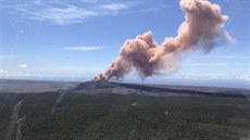 Epicentrum otes bylo zaznamenáno u jiního svahu sopky Kilauea na ostrov...