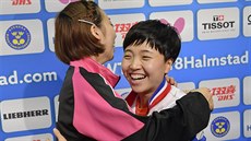 Stolní tenistky Severní a Jižní Koreje slaví vytvoření společného týmu na MS...