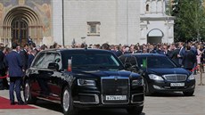 Vladimir Putin, který se stal počtvrté ruským prezidentem, přijel na inauguraci...