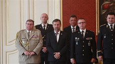 Prezident Zeman na Pražském hradě jmenoval nové generály (8. května 2018).