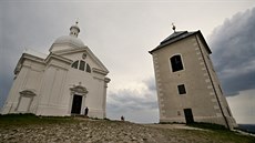 Svatý kopeček u Mikulova je vyhledávanou destinací turistů i snoubenců,...
