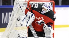 Kanadský gólman Curtis McElhinney v akci na sv�tovém �ampionátu v dánském...